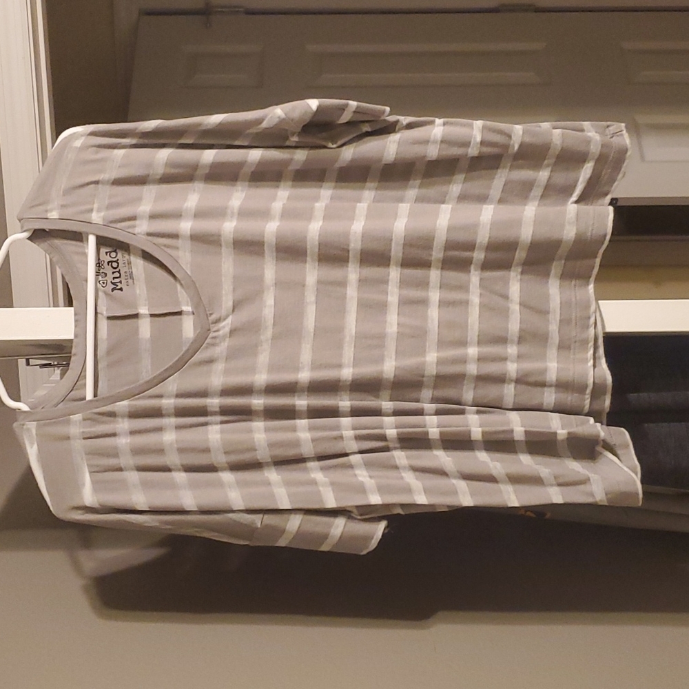 Mudd 3/4 sleeve shirt